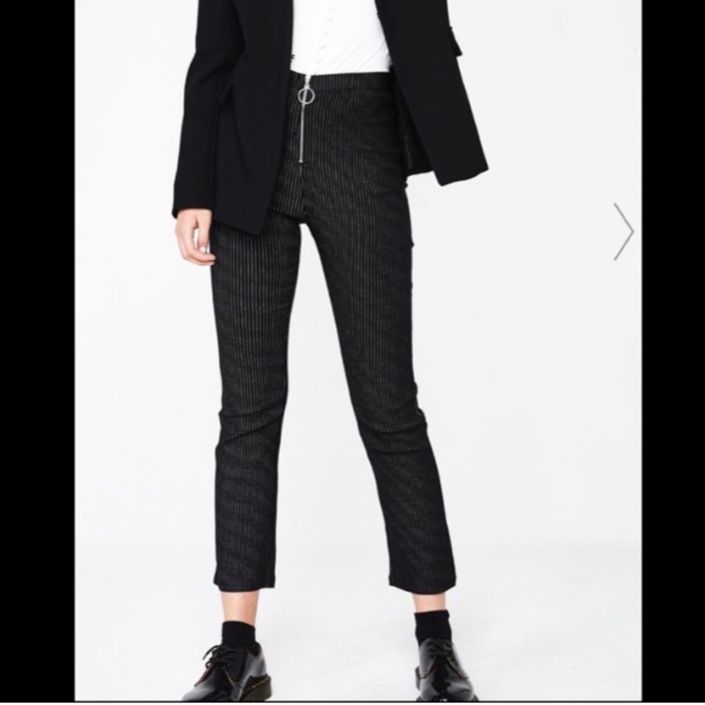 Tiger Mist Black Striped Cropped Pants